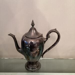 Gorham Tea Pot in 3 Pint - YC471.  Silverplate.